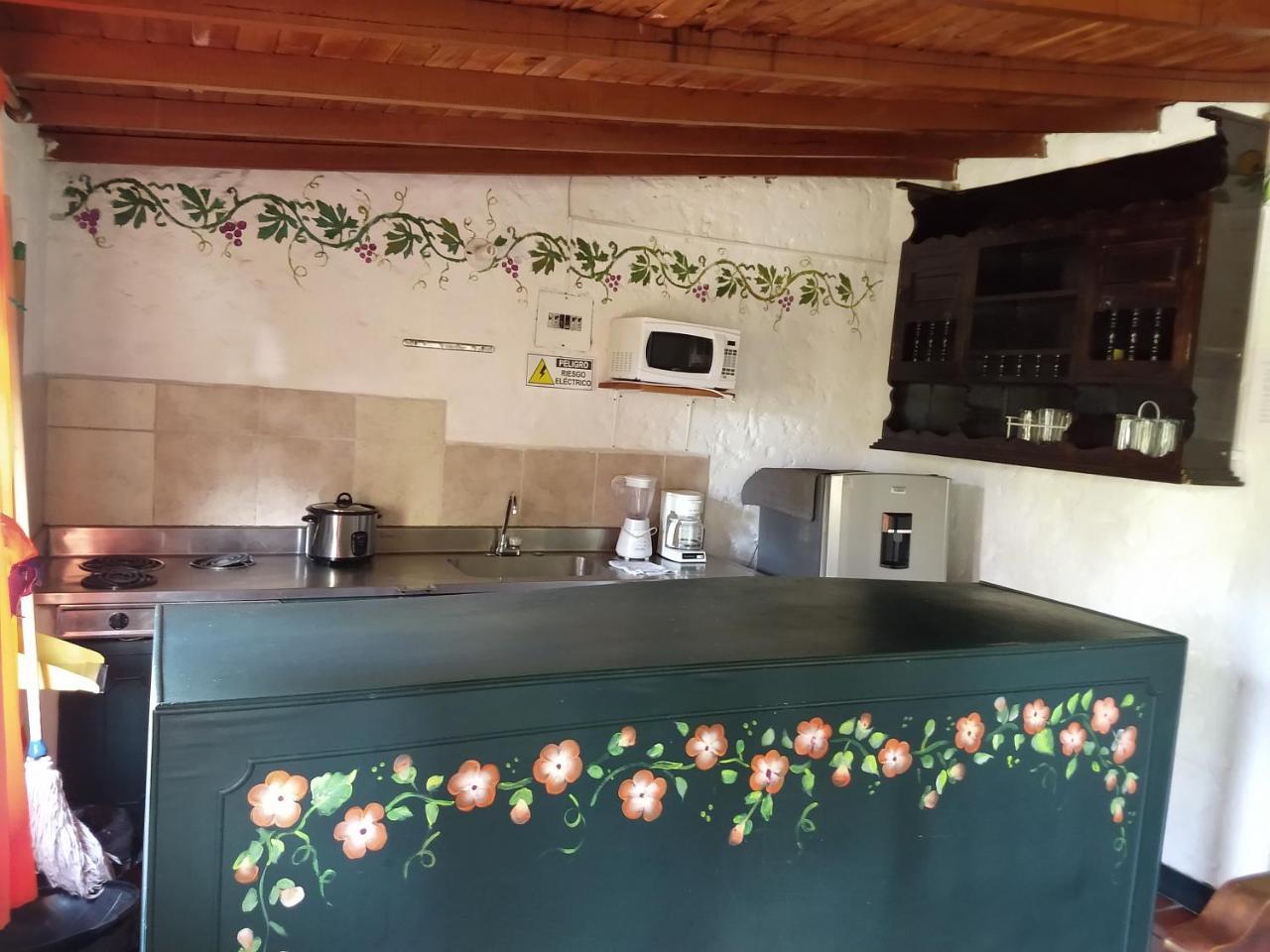 Las Cabanas Castillos Del Lago Villa Guatapé Eksteriør billede